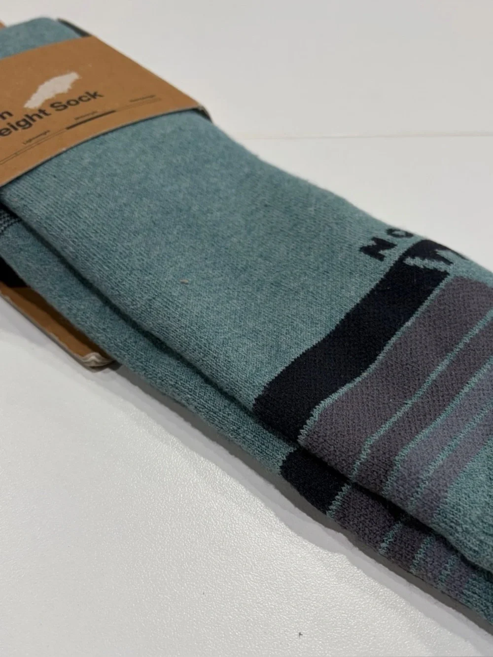 Burton Women's Small Medium Emblem Midweight Socks Ski Snowboard NWT Blue
